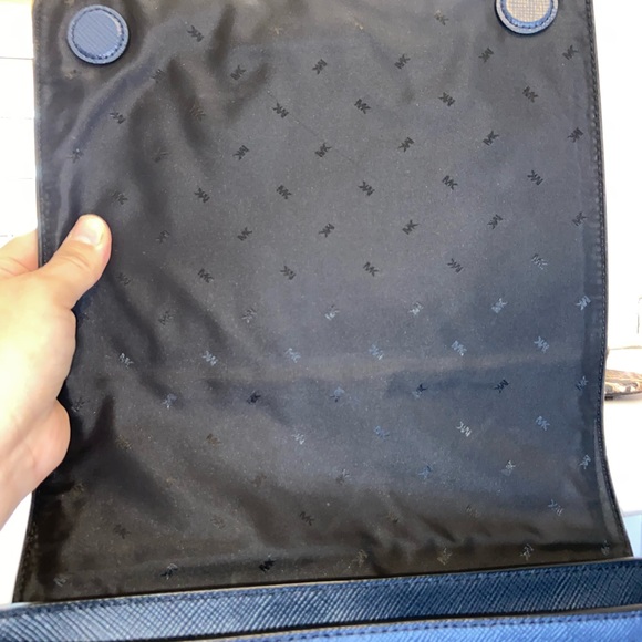 Michael Kors Messenger Bag - Picture 12 of 16